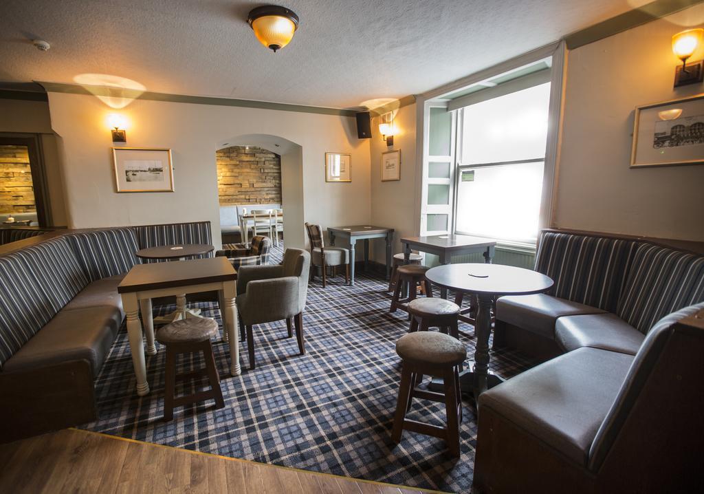 The Sun Inn Ълвърстън Екстериор снимка